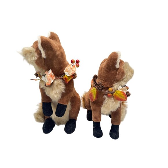 Lot of 2 Fabric Covered Fluffy Fur Tailed Foxes With Floral Wreaths 10" & 8.5" t - Picture 3 of 6